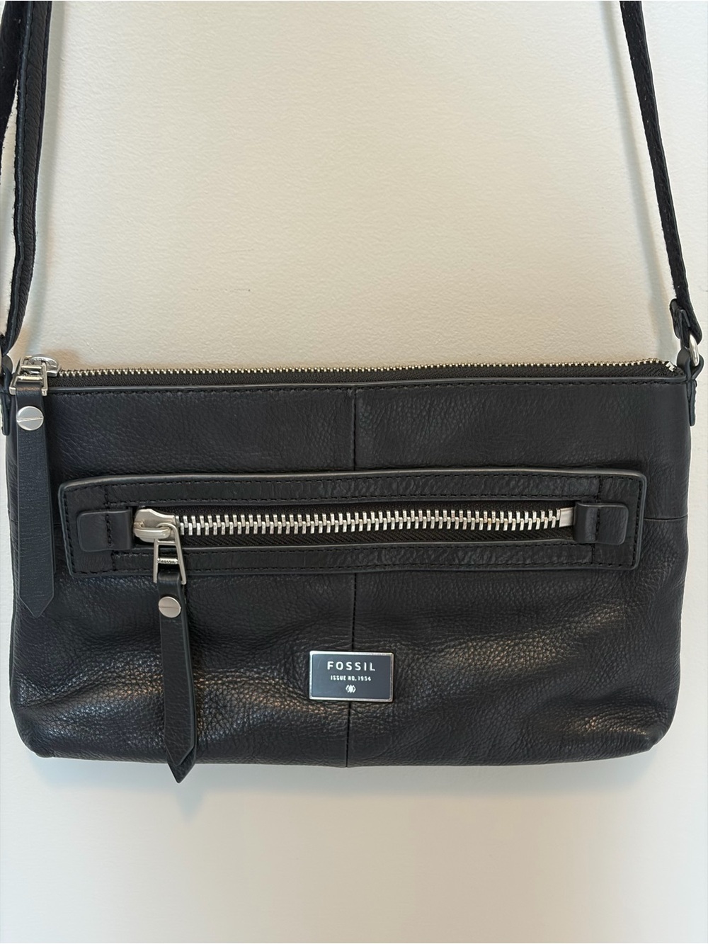 Fossil Black Leather Pebbled Crossbody with Front Zip